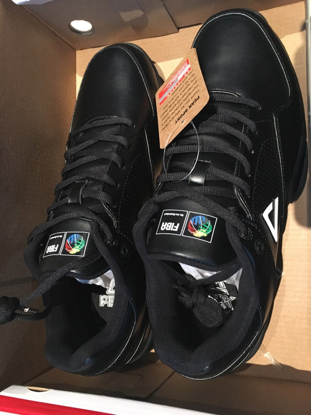 PEAK FIBA Basketball Referee Shoes